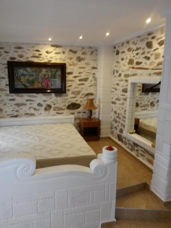 Sea&Stone Apartment Skala Sotiros Esterno foto