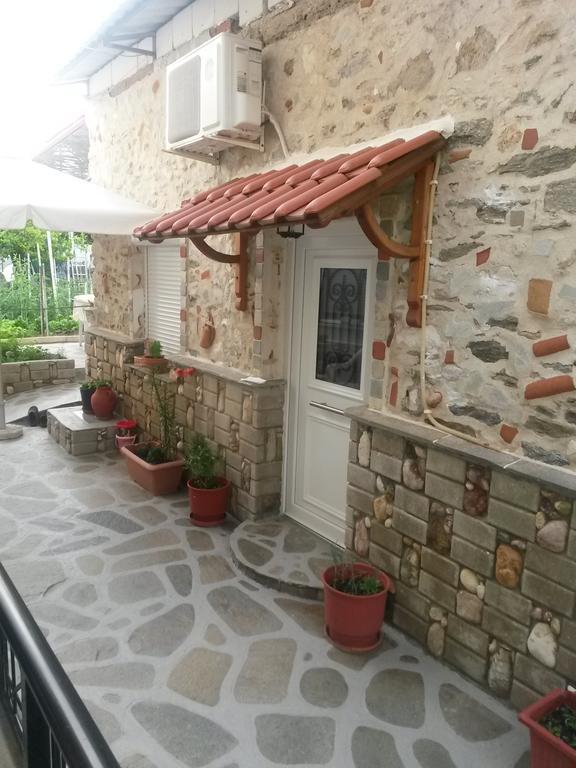 Sea&Stone Apartment Skala Sotiros Esterno foto